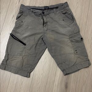 Men’s shorts size 36